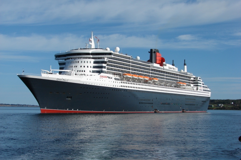 Queen Mary 2 5
