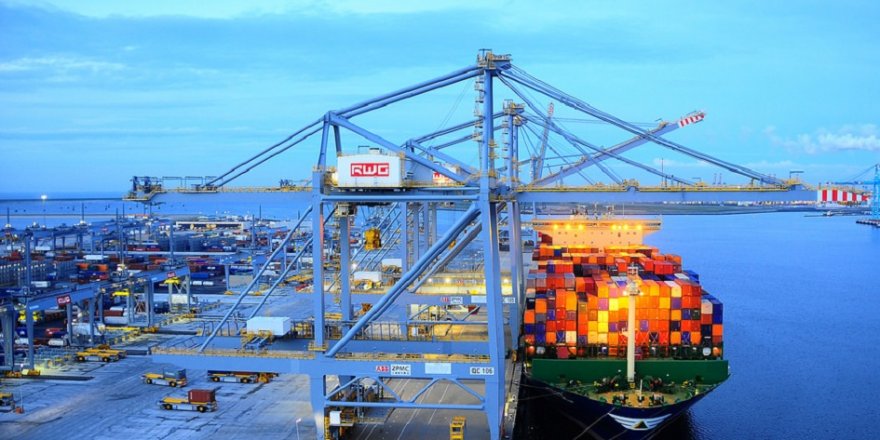 Port of Rotterdam is still open to business