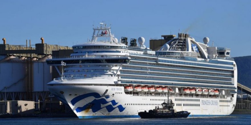 COVID-19 hit Carnival Cruise Ship docks in Australia