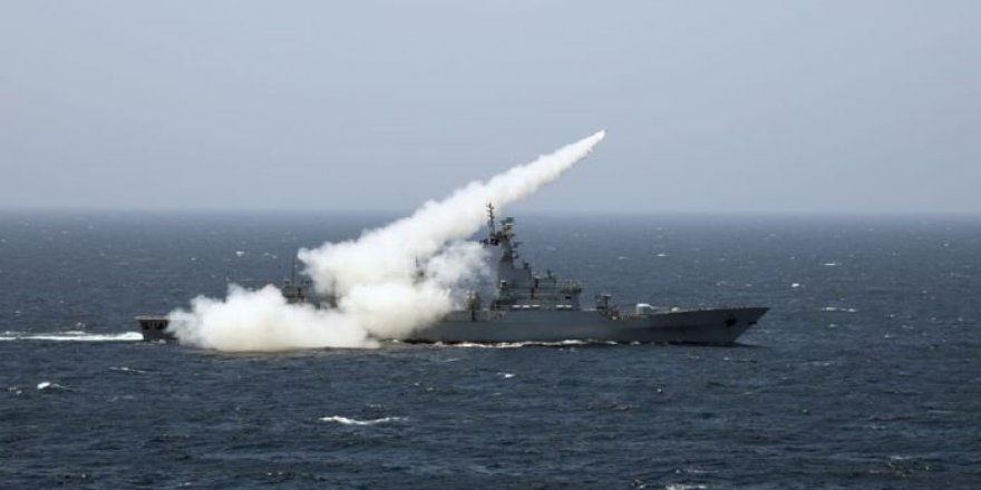 Pakistan Navy made a firing drill in the North Arabian Sea