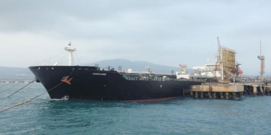 Two Iranian tankers sail back after shipping to Venezuela