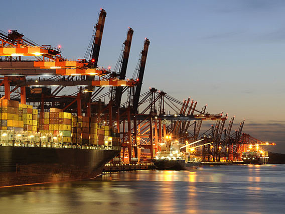 Port of Hamburg to use solar-powered mooring systems