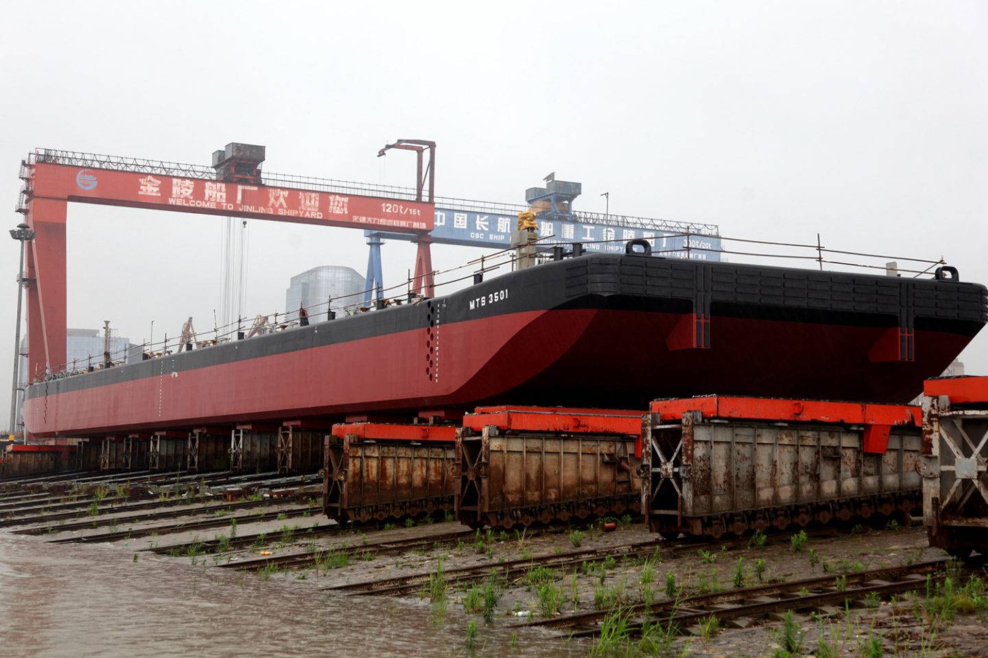 Four barges launched for Canada's Marine Transportation Services