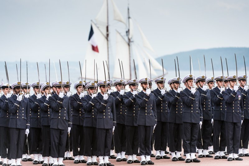 France to increase military presence in Mediterranean Sea