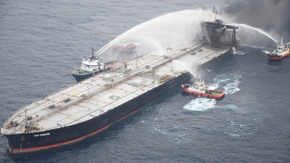 Fire-damaged VLCC tanker became stable and safe near Sri Lanka