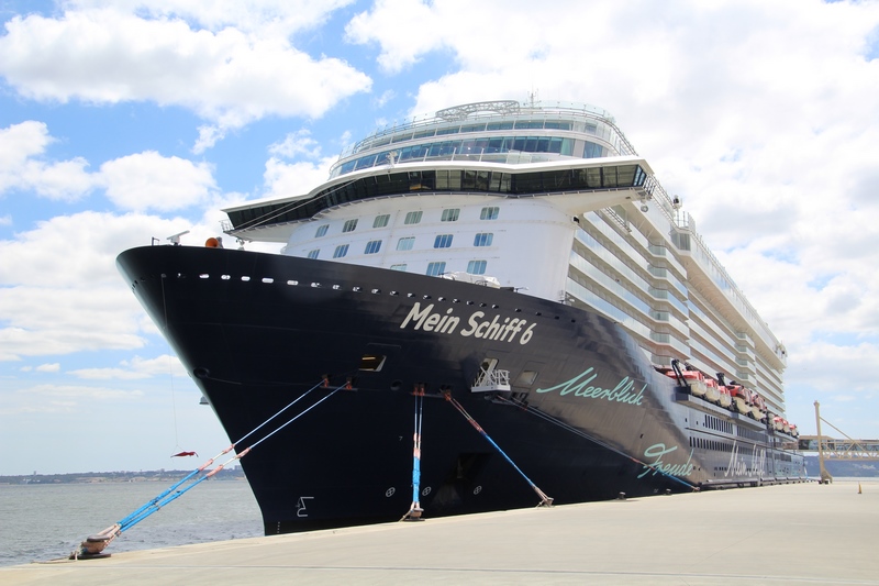 Greek Authorities confirm no cases of the virus aboard Mein Schiff 6