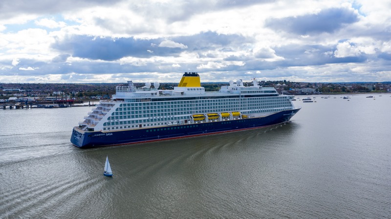 Saga's new ship Spirit of Adventure arrives in Tilbury