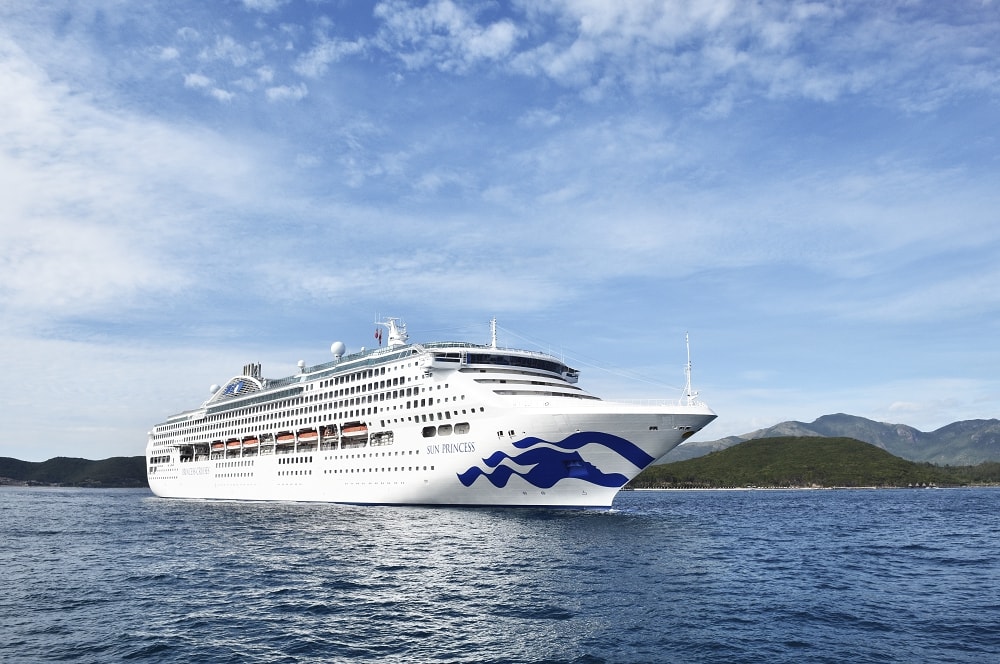 Sea Princess turns into China's second large domestic cruise ship