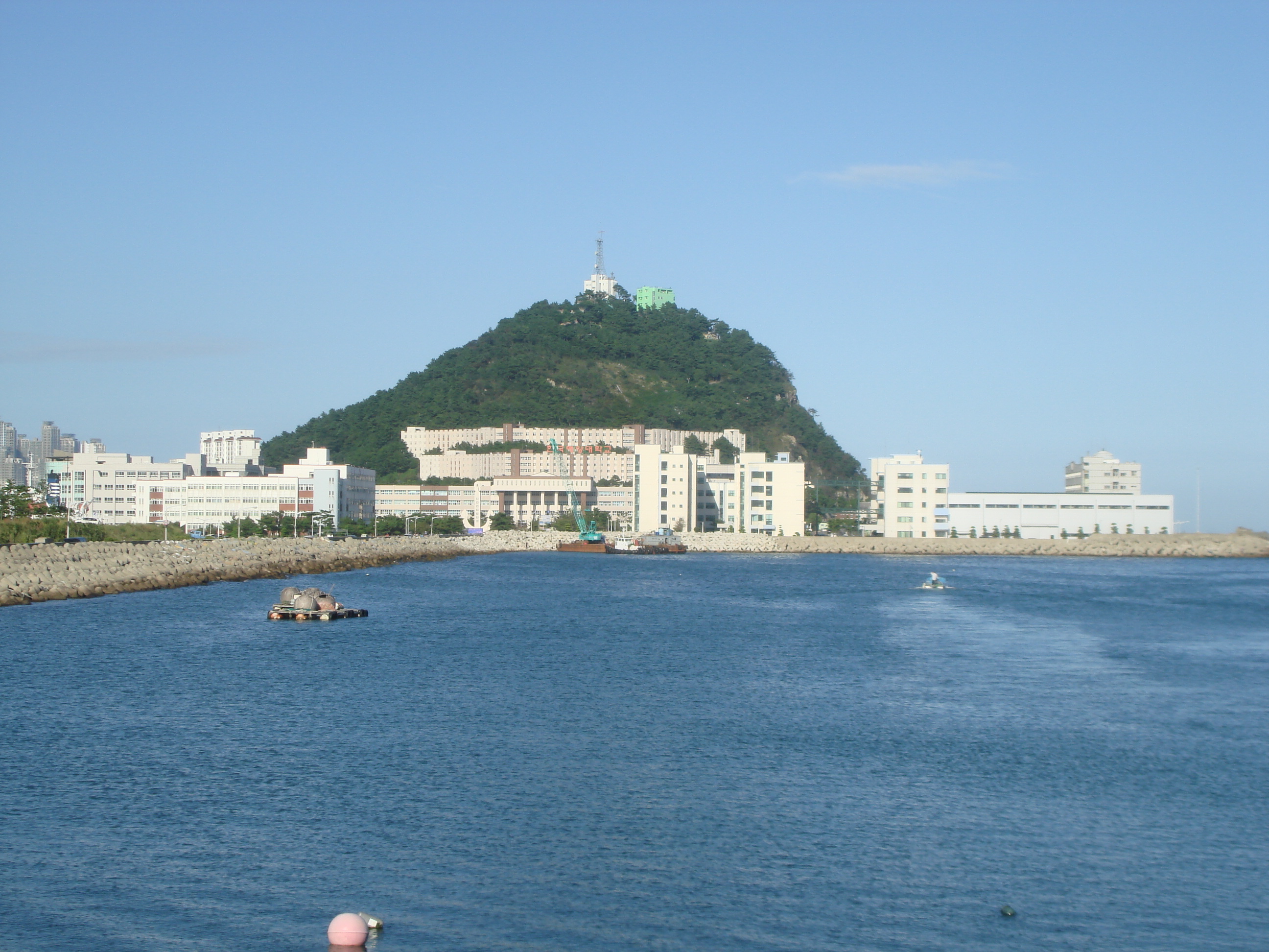South Korea provides $869m to promote green ship tech