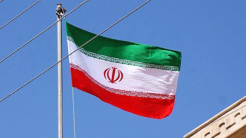Iran holds navy drills in Persian Gulf