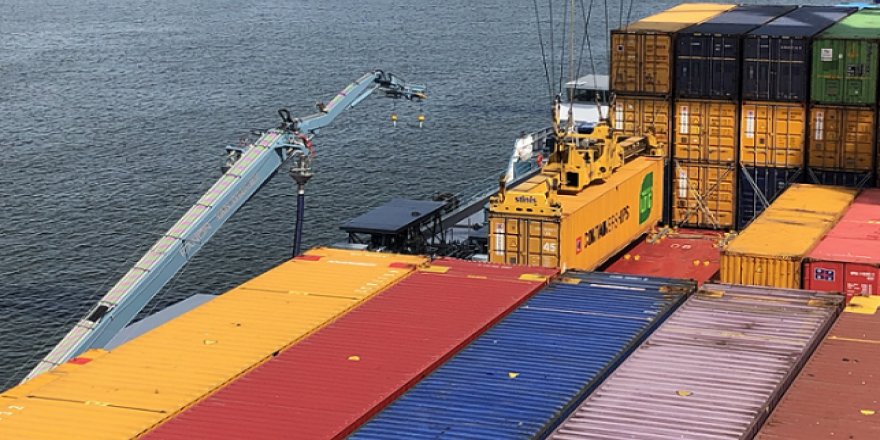 Containerships has completed its first LNG bunkering on the Port of Rotterdam