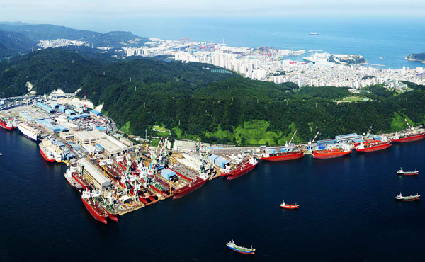 South Korea’s largest shipbuilding group Hyundai unveils CO2 shipping solutions