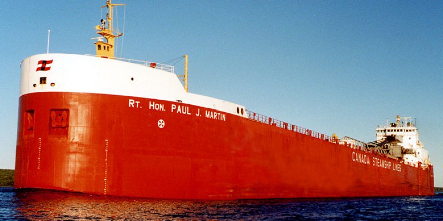 Canada-flagged bulk carrier vessel ran aground in Ontario