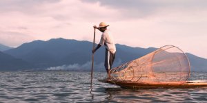 Fishermen caught out by lockdown virus in India