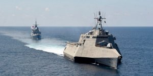 U.S. and Singapore navies exercise in South China Sea