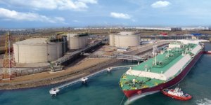 Chinese shipyard launched Singapore’s first LNG vessel