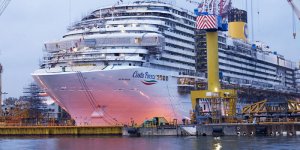 Carnival Corporation to delay new ship introductions
