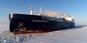 Ice-breaking LNG carrier 'Vladimir Rusanov' makes first call at Japan