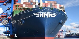 HMM Hamburg makes its first call in Port of Hamburg