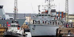 British minesweepers returns from Persian Gulf after 3 years