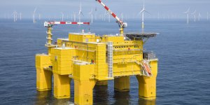 Liebherr crane selected for offshore converter station