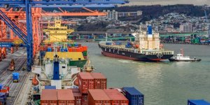 Busan Port Authority set its total cargo goal for 2021 at 22,700,000 TEU