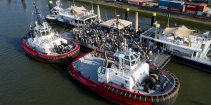 Kotug Smit Towage performs naming ceremony for Damen tugs Rotterdam & Beagle